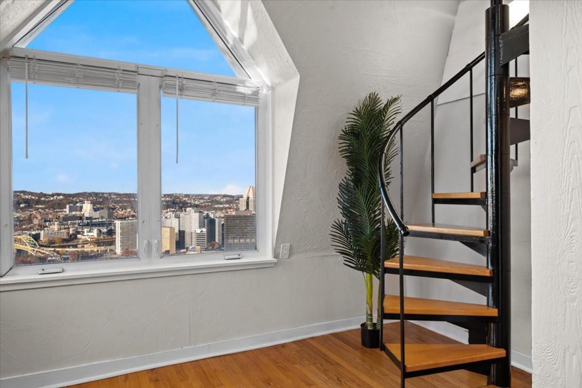 Skyline At Your Door - Studio With A View Pittsburgh Dış mekan fotoğraf