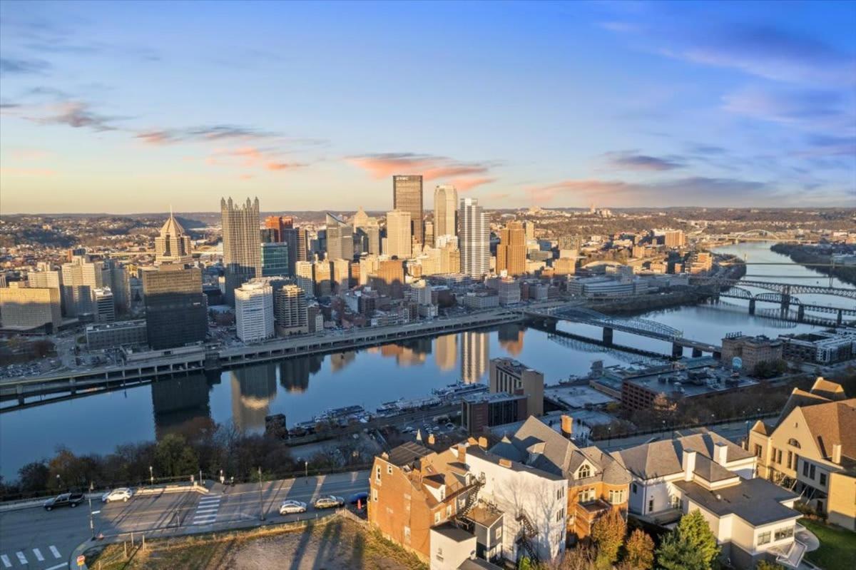 Skyline At Your Door - Studio With A View Pittsburgh Dış mekan fotoğraf