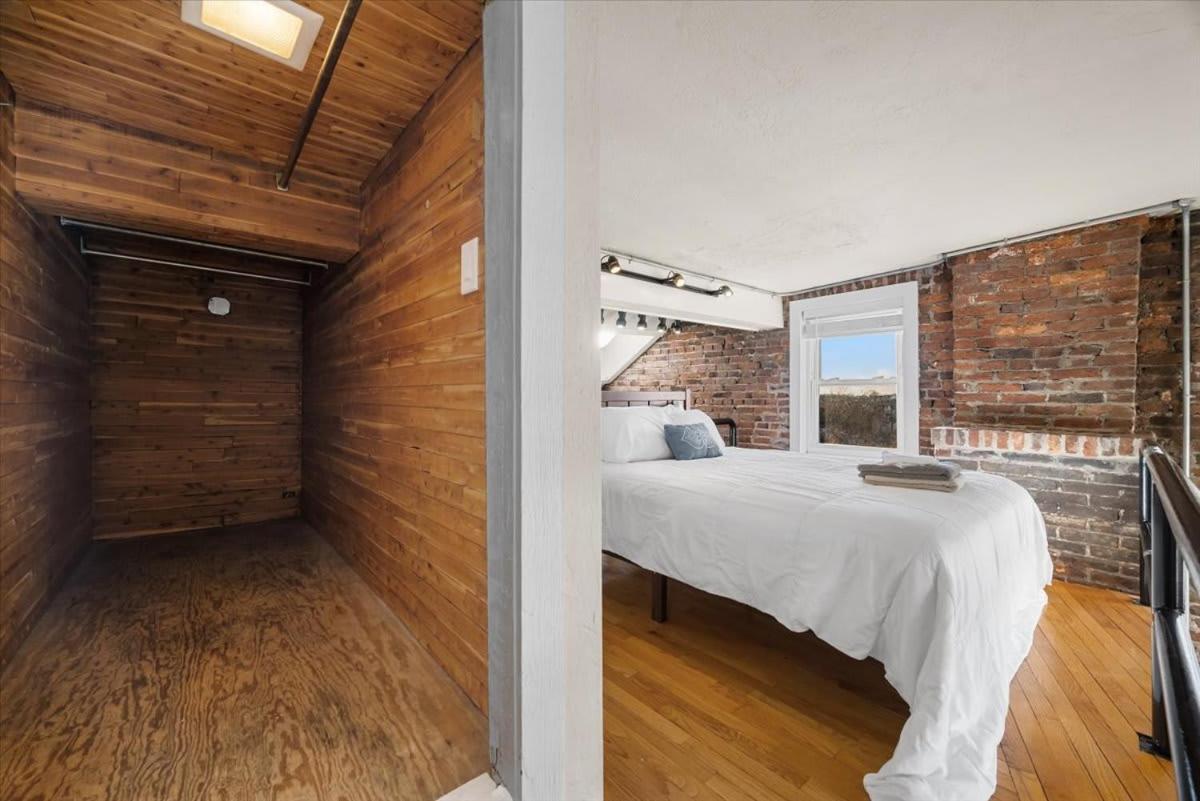 Skyline At Your Door - Studio With A View Pittsburgh Dış mekan fotoğraf